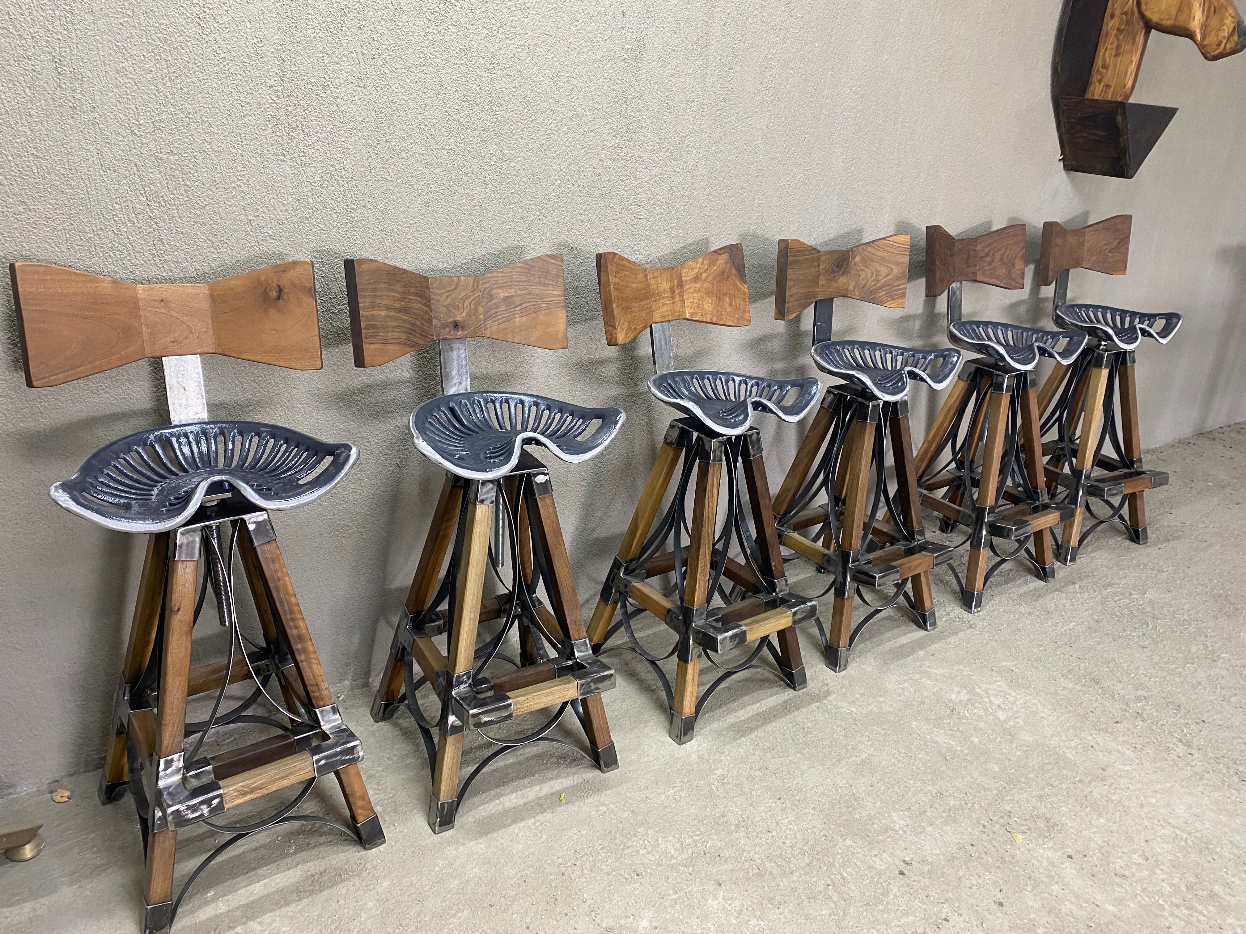 RUSTIC BAR TABLE AND BAR CHAIRS