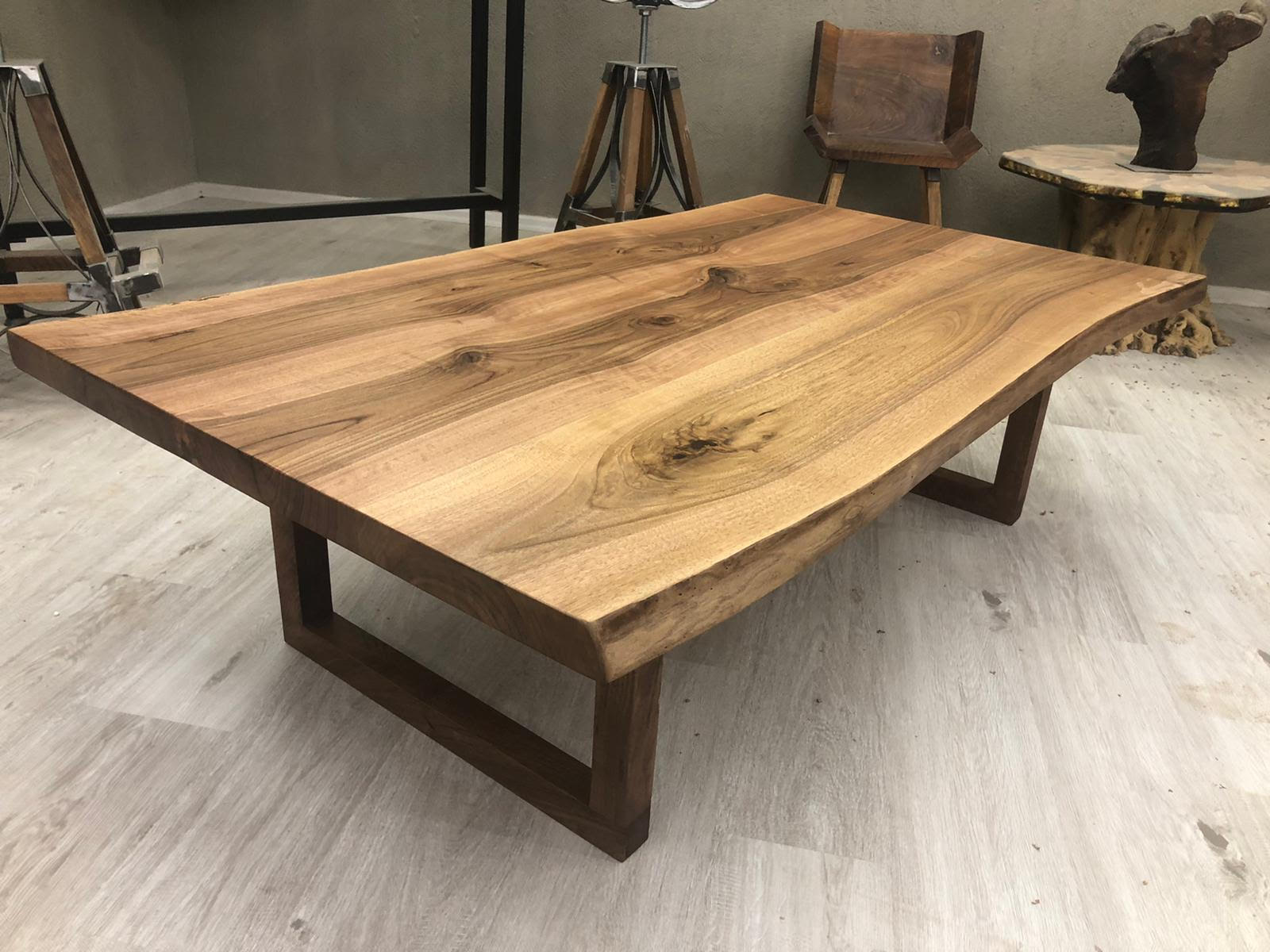 LIVE EDGE COFFEE TABLE Vega